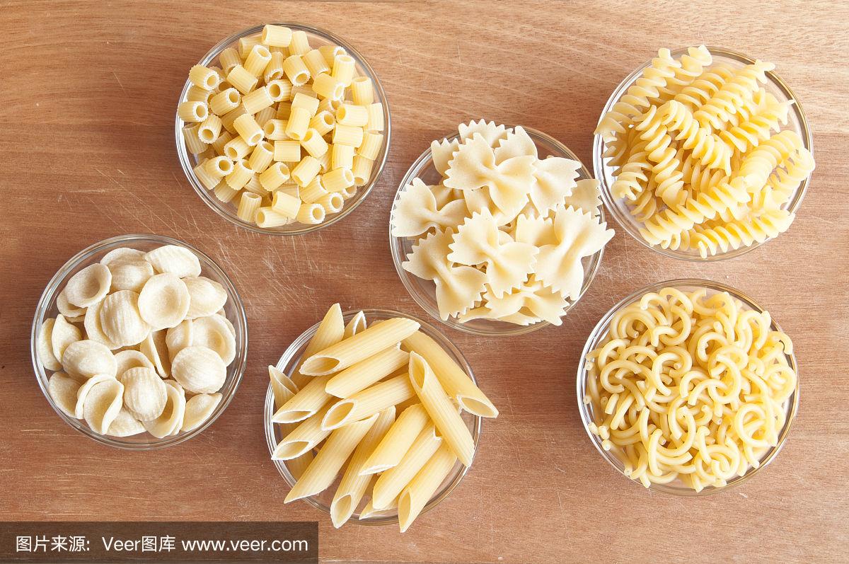 如何用多种坚果和种子提升意大利面 如何用多种坚果和种子提升意大利面