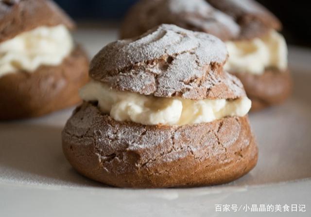 如何制作香葱风味法式奶油泡芙