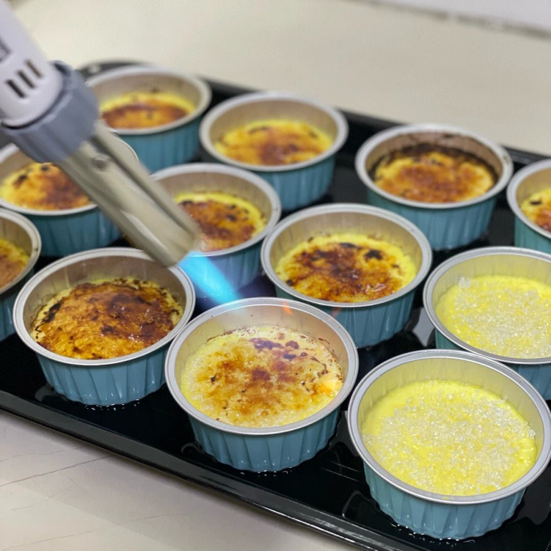 法式烤布蕾的经典与创新平衡