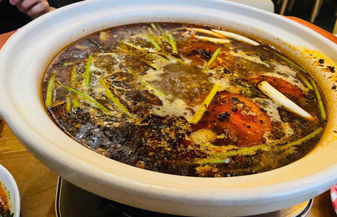 如何制作独特的咖啡火锅汤底【Bsports手机版下载】