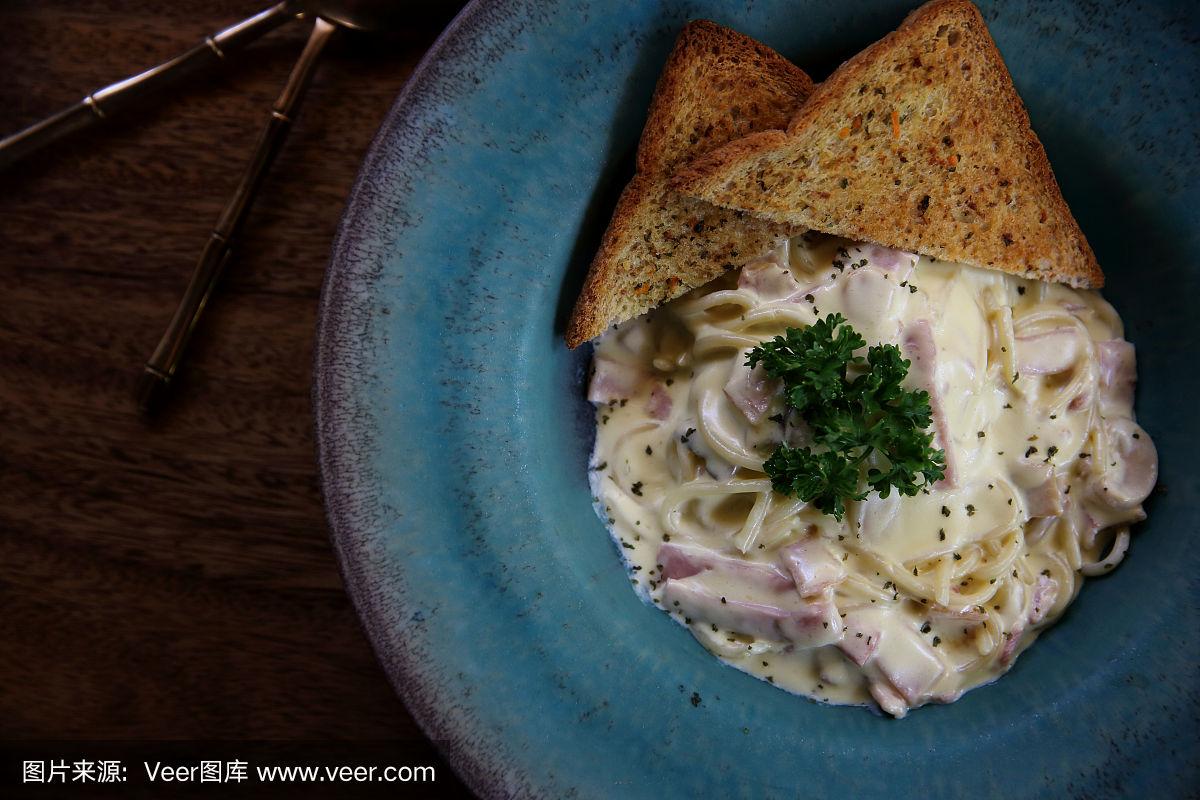 2024-意式白酱的简单食谱推荐