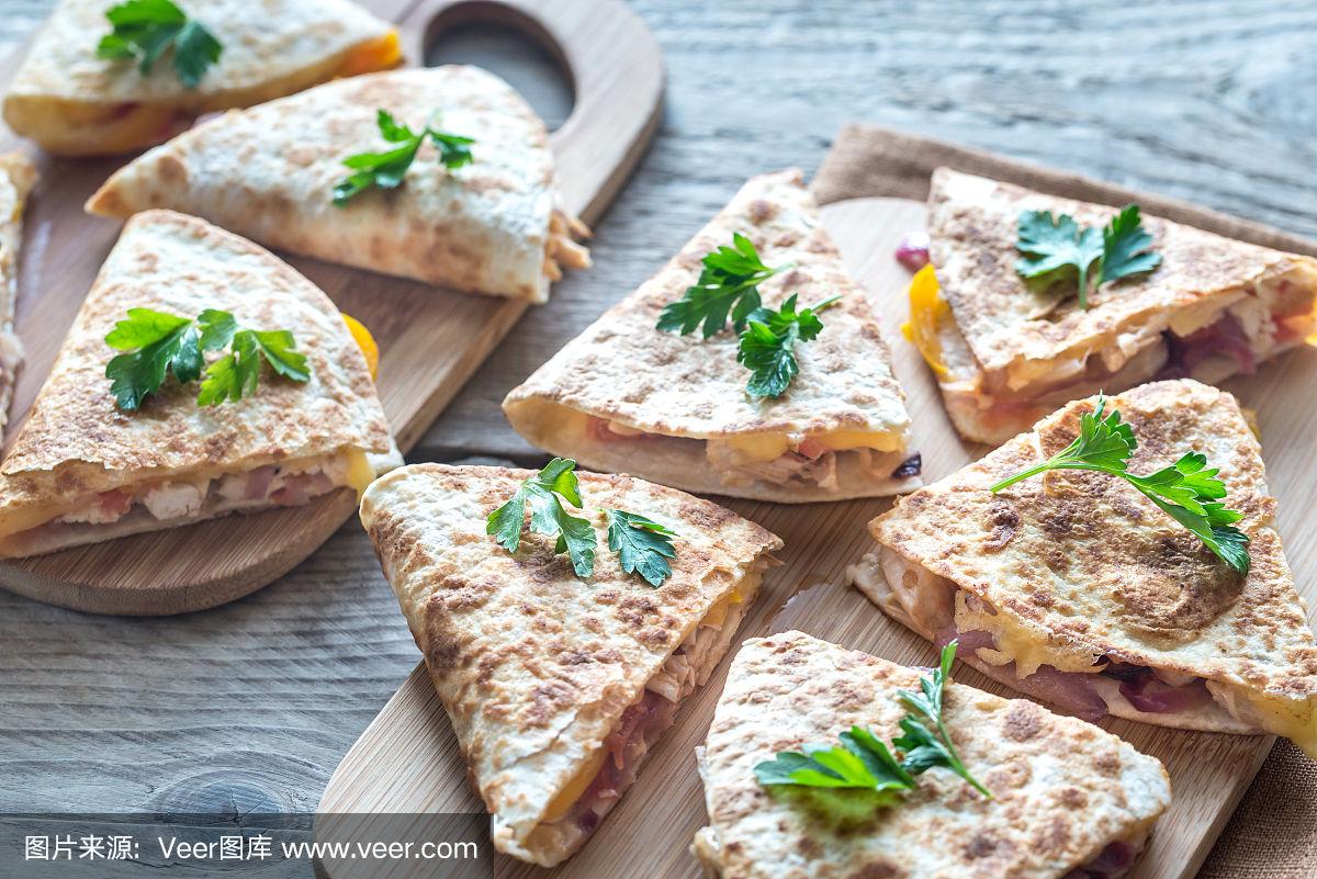 必一运动官网：如何用玉米饼制作创意烤肉