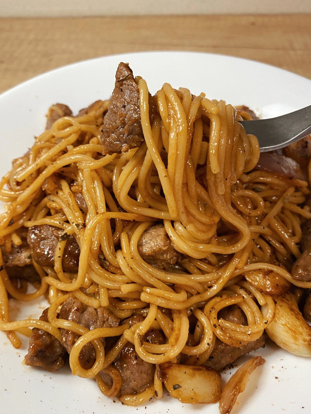 意大利面与牛肉的简单搭配-b体育官网