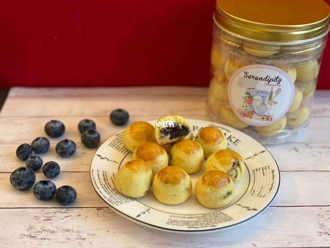 必一Bsports-如何在家制作低糖法式蓝莓酥