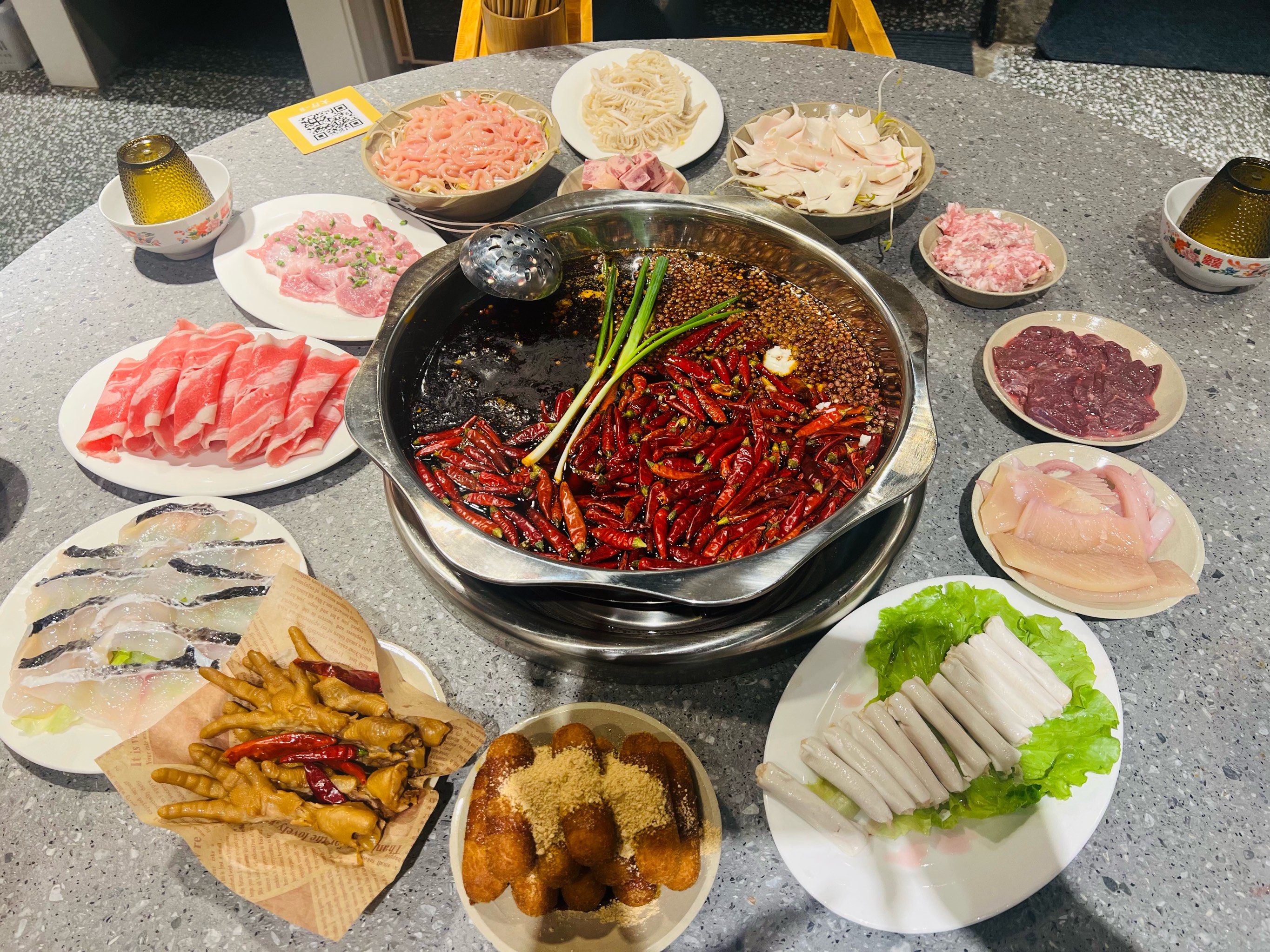 【B体育登录app】如何用腌制食品丰富火锅的味道