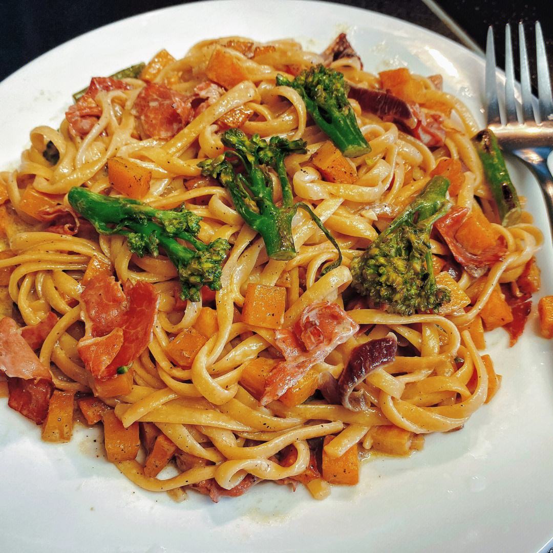 有哪些简单的奶油意大利面食谱适合初学者【2024】