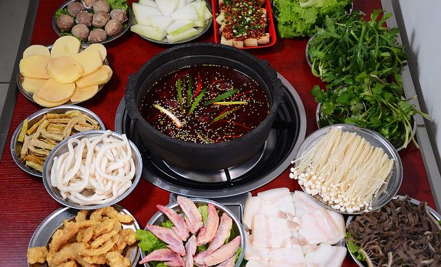 豆皮火锅的社交魅力与互动玩法